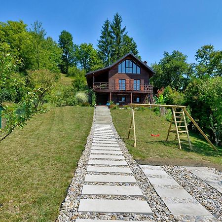 2 Bedroom Gorgeous Home In Trstenik Puscanski Exterior photo