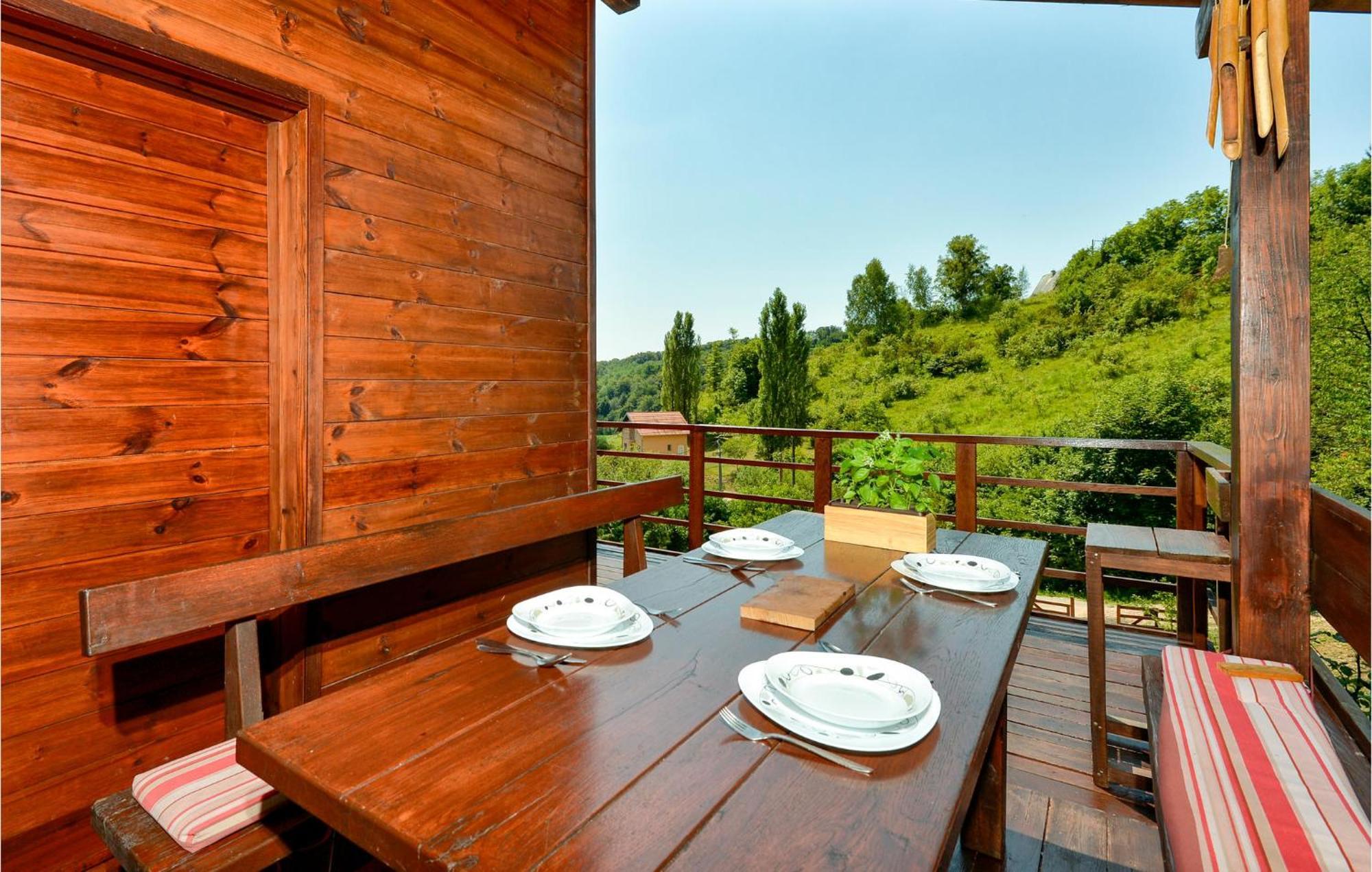 2 Bedroom Gorgeous Home In Trstenik Puscanski Exterior photo