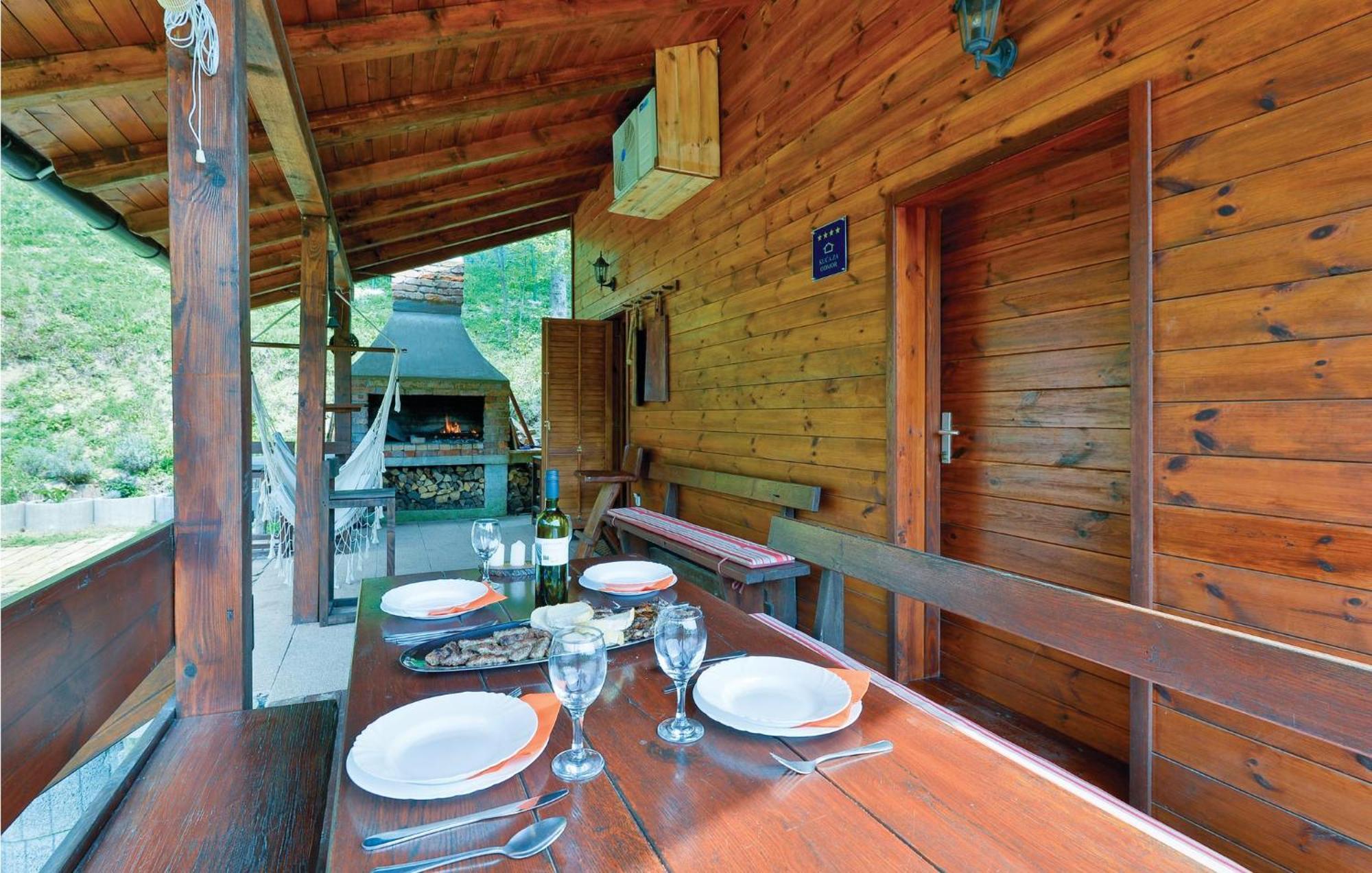 2 Bedroom Gorgeous Home In Trstenik Puscanski Exterior photo